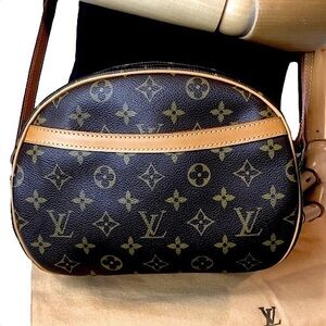 LOUIS VUITTON Monogram BLOIS Shoulder Bag COMES WITH: LV Dust Bag, COA